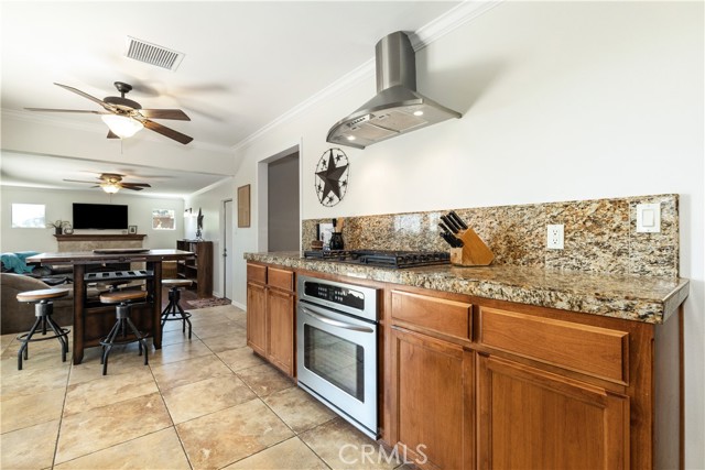 100 Piedmont Place, Paso Robles CA: https://media.crmls.org/medias/efbe972f-b2fb-45d6-95d9-5e739d467da7.jpg