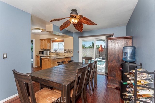 Sliding glass doors in dining area make for lots of natural light!