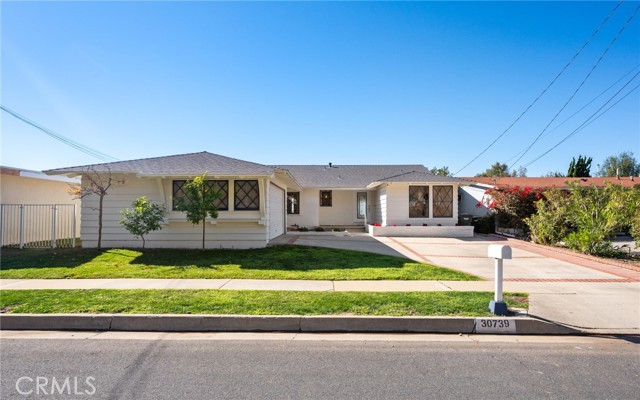 Detail Gallery Image 2 of 40 For 30739 Rue Valois, Rancho Palos Verdes,  CA 90275 - 4 Beds | 2 Baths