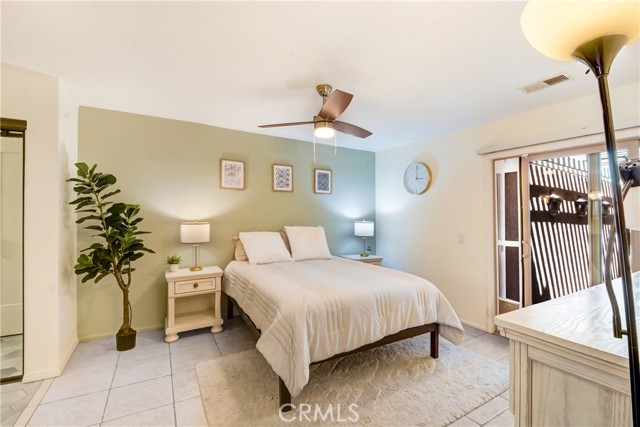 42297 Sultan Avenue, Palm Desert CA: https://media.crmls.org/medias/efbf5b06-5d16-4928-9db2-a9b46cffe213.jpg