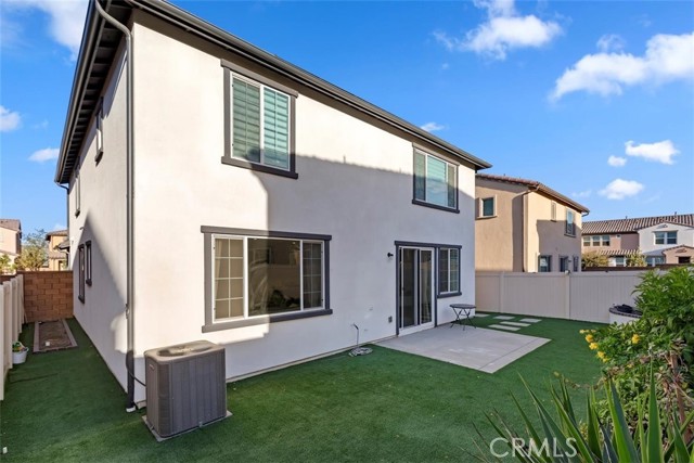 2275 Melogold Way, Corona CA: https://media.crmls.org/medias/efc008ac-67f9-419d-b8c2-e49ba29aed09.jpg