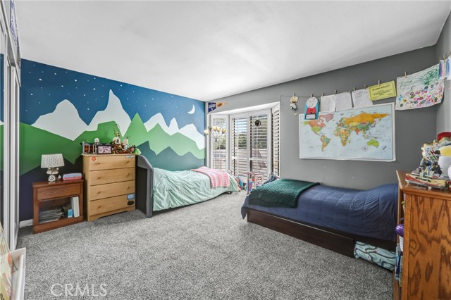 Detail Gallery Image 26 of 35 For 984 W Riverside Dr, Burbank,  CA 91506 - 3 Beds | 3 Baths