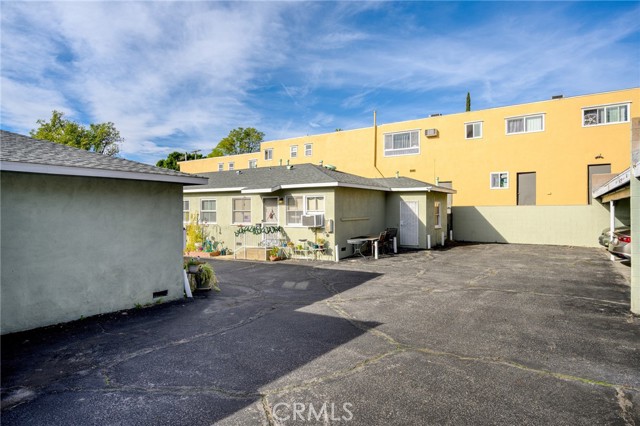 Detail Gallery Image 21 of 21 For 10230 Silverton #2,  Tujunga,  CA 91042 - 1 Beds | 1 Baths