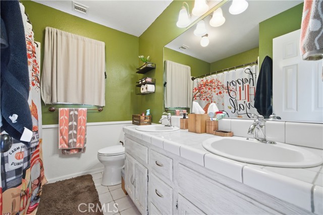 9385 Pinon Hills, Pinon Hills CA: https://media.crmls.org/medias/efc0a4cc-7416-422e-a3e6-32377e64b39d.jpg