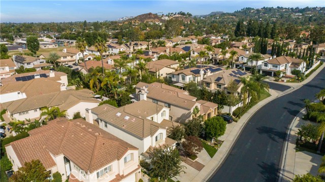 12665 Stanton, Tustin CA: https://media.crmls.org/medias/efc1c7c2-7a98-4597-97d1-b87d62000c25.jpg