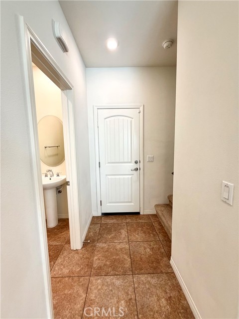 Detail Gallery Image 13 of 46 For 40347 Calle Real, Murrieta,  CA 92563 - 3 Beds | 2/1 Baths