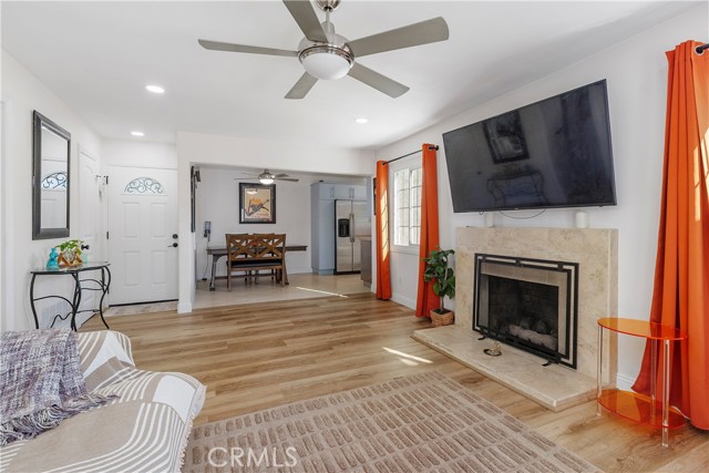 Detail Gallery Image 6 of 39 For 10480 Bryan St, Riverside,  CA 92505 - 3 Beds | 2 Baths