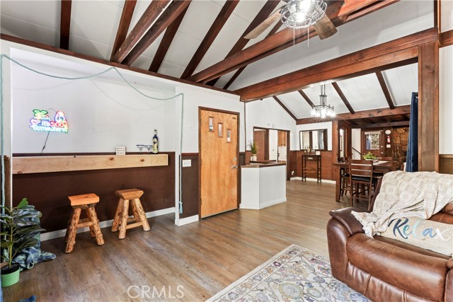 407 Dart Canyon Road, Crestline CA: https://media.crmls.org/medias/efc2b8bb-3ded-4efc-84fe-848b29e7bf95.jpg