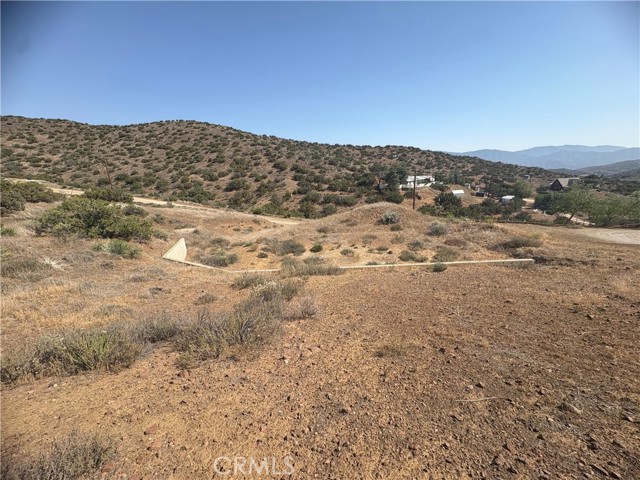 6709 Ranchitos Dr., Acton CA: https://media.crmls.org/medias/efc32138-6597-454e-b6a5-bf0a85fb3b30.jpg