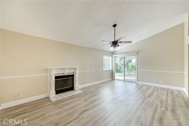Detail Gallery Image 5 of 27 For 8665 N Cedar Ave #134,  Fresno,  CA 93720 - 3 Beds | 2 Baths