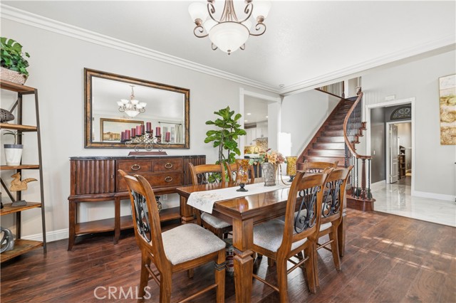 Detail Gallery Image 9 of 49 For 22029 Superior Ct, Saugus,  CA 91390 - 4 Beds | 2/1 Baths