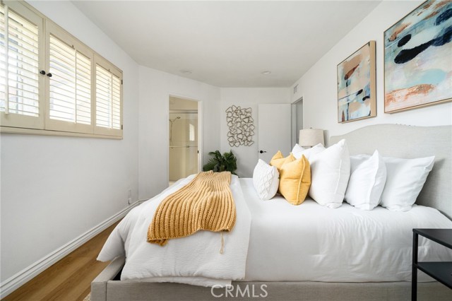 400 S Flower Street, Orange CA: https://media.crmls.org/medias/efc3ba63-ca39-4fe3-bf9b-30ad3d504a42.jpg