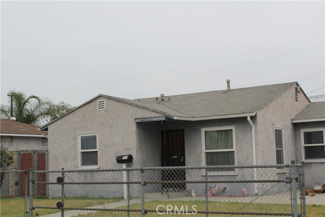 14430 Dinard Avenue, Norwalk CA: https://media.crmls.org/medias/efc3e11c-3131-4cb3-bba5-0970d526b217.jpg
