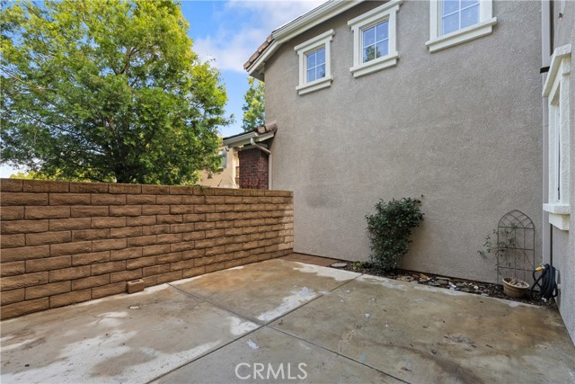 27446 Acacia Drive, Valencia CA: https://media.crmls.org/medias/efc45cef-0ffe-4775-baa0-f47e0ac472c6.jpg