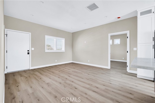 Image 37 of 51 For 5602 Verdura Ave