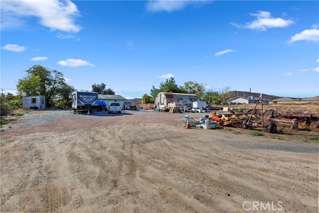 27860 Garbani Road, Menifee CA: https://media.crmls.org/medias/efc5b9d5-6f5c-458f-a5df-447bb2d2fdd3.jpg