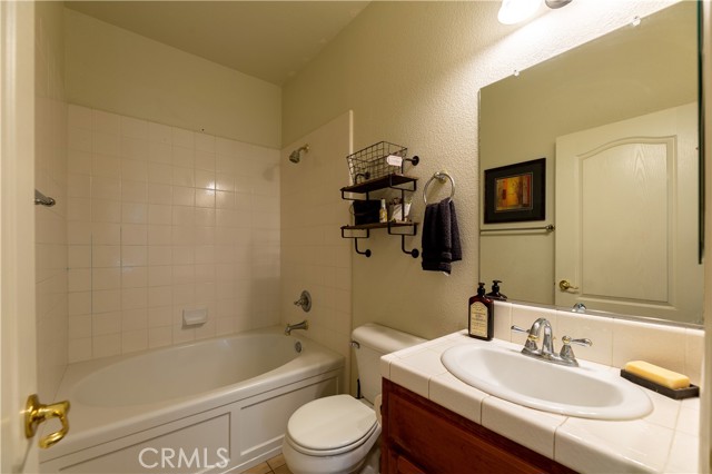Detail Gallery Image 22 of 51 For 1420 San Antonio St, Los Banos,  CA 93635 - 5 Beds | 3 Baths