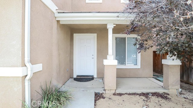 9476 Plum Court, Hesperia CA: https://media.crmls.org/medias/efc64de9-e5c5-4c19-9cc5-baf91b904b2b.jpg