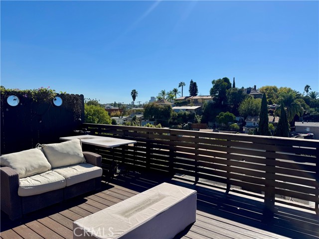 Detail Gallery Image 20 of 24 For 1925 Berkeley, Echo Park,  CA 90026 - – Beds | – Baths