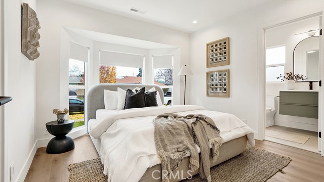 Detail Gallery Image 22 of 42 For 2735 Monogram, Long Beach,  CA 90815 - 5 Beds | 3 Baths