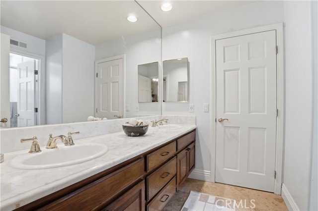 Detail Gallery Image 57 of 69 For 27139 Crystal Springs, Canyon Country,  CA 91387 - 4 Beds | 2/1 Baths