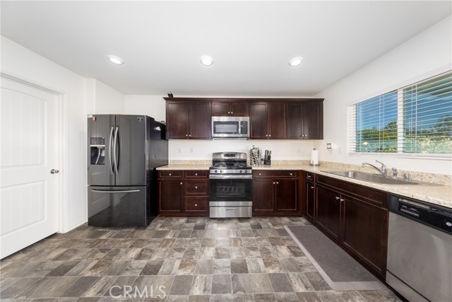 Detail Gallery Image 6 of 31 For 1180 Vista Montana, San Jacinto,  CA 92582 - 3 Beds | 2/1 Baths