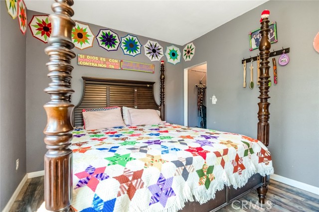 361 N B Street, Tulare CA: https://media.crmls.org/medias/efc9889f-1b7c-4feb-89f1-b7620423d399.jpg
