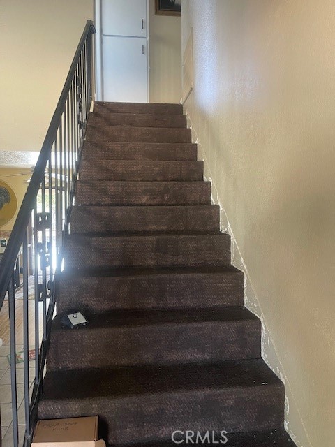 Detail Gallery Image 4 of 25 For 13395 Driftwood Dr, Victorville,  CA 92395 - 3 Beds | 2 Baths