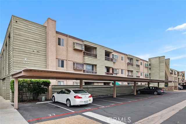 3142 Midway Drive, San Diego CA: https://media.crmls.org/medias/efca8758-ab9c-4a27-a5ec-aef7a0fe9afa.jpg