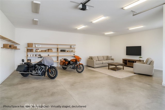 6060 Miners Ranch Road, Oroville CA: https://media.crmls.org/medias/efcae1a0-6d2a-4c78-9115-53f280c54bba.jpg