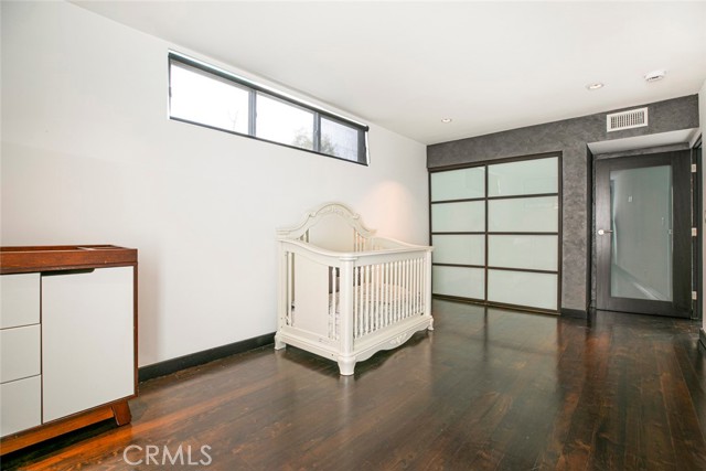 22619 Holanda Road, Woodland Hills CA: https://media.crmls.org/medias/efccf651-87ab-4aba-b003-35c90262e891.jpg