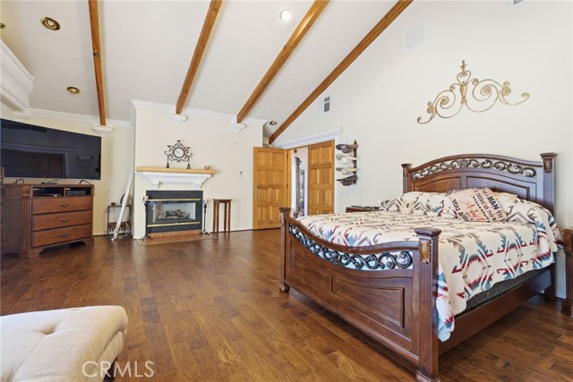 Detail Gallery Image 22 of 44 For 29952 Louis Ave, Canyon Country,  CA 91351 - 5 Beds | 4 Baths