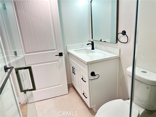 Detail Gallery Image 19 of 22 For 7317 Darby Pl, Reseda,  CA 91335 - 3 Beds | 2/1 Baths