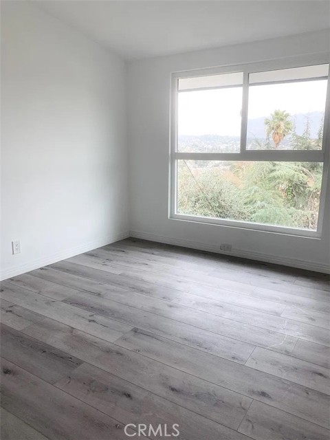 Detail Gallery Image 14 of 24 For 430 Terrill Ave, Los Angeles,  CA 90042 - 3 Beds | 2 Baths