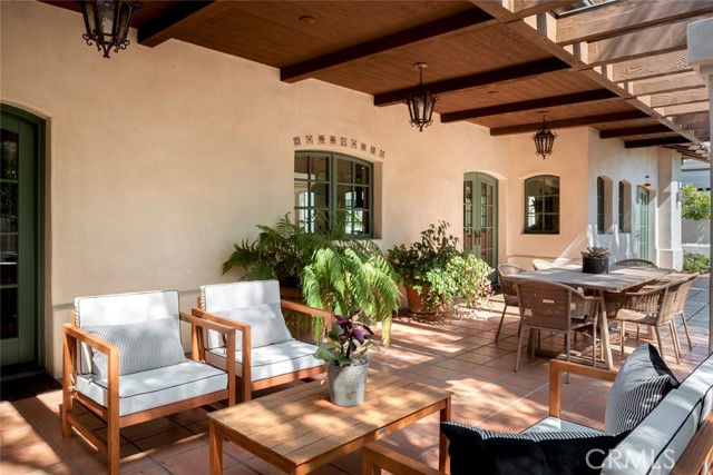 Efce03a7 983a 4643 8e27 Acd2295b1f2d