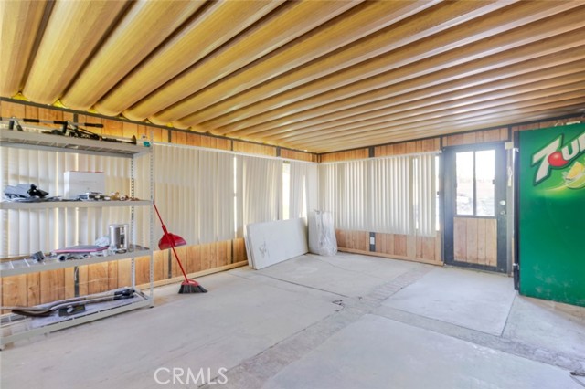 Detail Gallery Image 25 of 32 For 18301 Minnehaha St, Porter Ranch,  CA 91326 - 3 Beds | 2 Baths