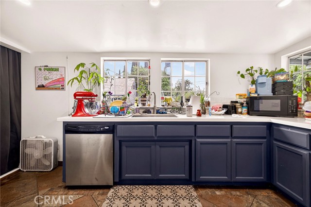 Detail Gallery Image 18 of 59 For 1121 Marin, Corning,  CA 96021 - 3 Beds | 1 Baths