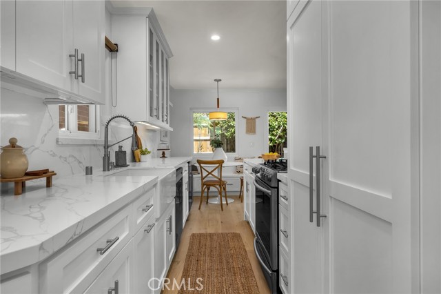 1613 Armour Lane, Redondo Beach, California 90278, 3 Bedrooms Bedrooms, ,1 BathroomBathrooms,Residential,For Sale,Armour,SB26086137