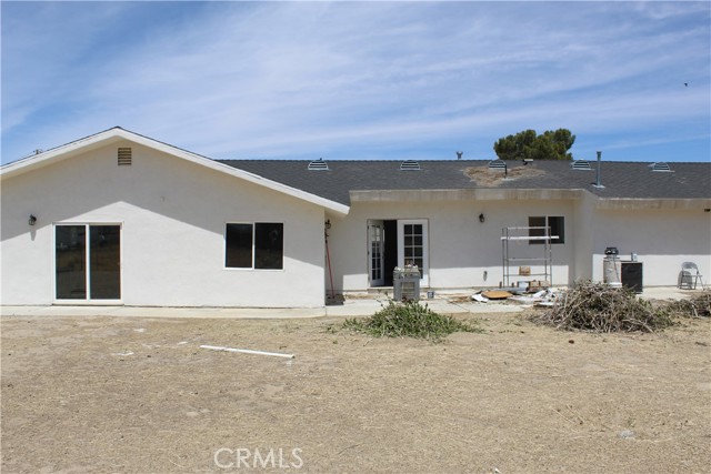 Detail Gallery Image 5 of 16 For 10128 E Ave S12, Littlerock,  CA 93543 - 3 Beds | 3 Baths