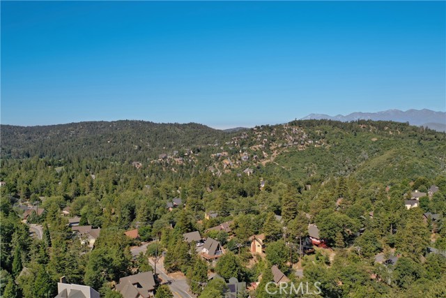 Detail Gallery Image 30 of 33 For 1127 Yukon Dr, Lake Arrowhead,  CA 92352 - 4 Beds | 2 Baths