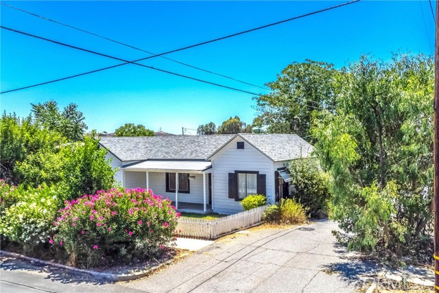 559 Edgar Avenue, Beaumont, California 92223, ,Commercial Sale,For Sale,559 Edgar Avenue,CRIG25155601