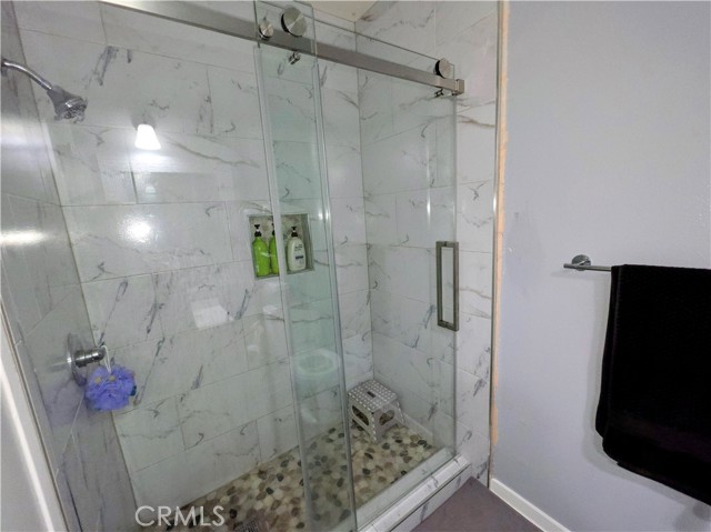 Detail Gallery Image 9 of 22 For 9834 Sepulveda Bld #117,  North Hills,  CA 91343 - 2 Beds | 2 Baths