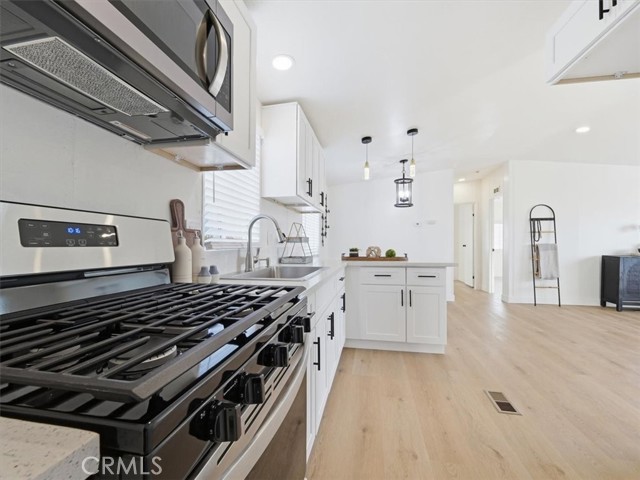 Detail Gallery Image 10 of 50 For 11878 Pacific Rd, Phelan,  CA 92371 - 3 Beds | 2 Baths