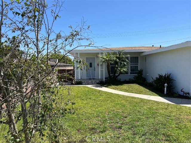 Detail Gallery Image 1 of 7 For 1310 Curtis Ave, Manhattan Beach,  CA 90266 - 3 Beds | 1 Baths