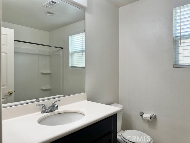 Detail Gallery Image 19 of 47 For 33564 Blue Water Way, Temecula,  CA 92592 - 4 Beds | 3 Baths