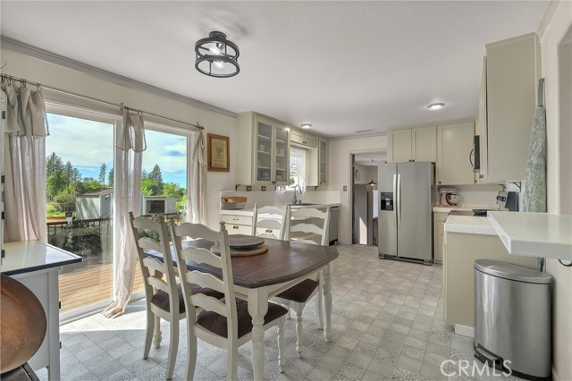 Detail Gallery Image 8 of 31 For 5805 Gradley, Paradise,  CA 95969 - 3 Beds | 2 Baths