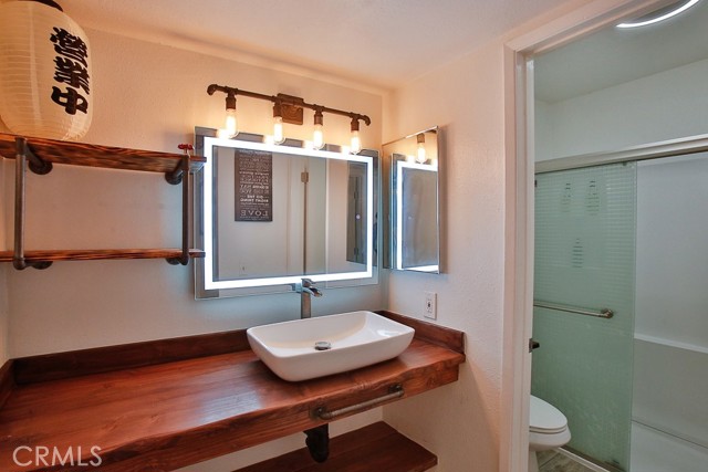 Detail Gallery Image 21 of 39 For 2829 S Fairview St #B,  Santa Ana,  CA 92704 - 2 Beds | 2 Baths