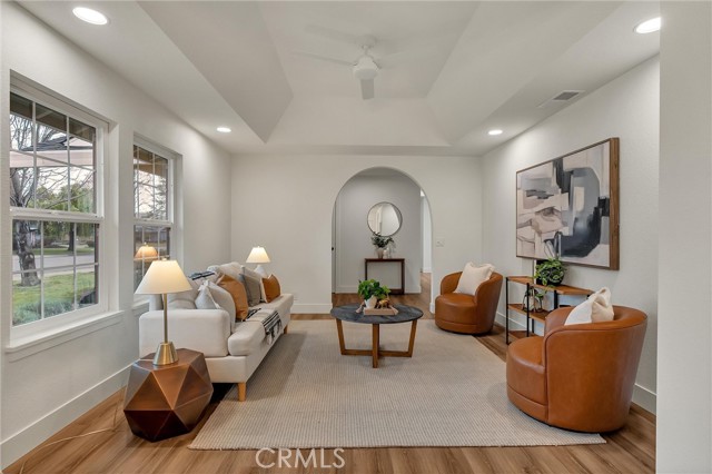 Detail Gallery Image 7 of 68 For 940 Dias, Chico,  CA 95926 - 4 Beds | 2 Baths