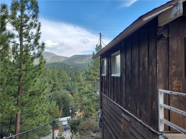 Detail Gallery Image 20 of 21 For 885 Menlo Dr, Big Bear Lake,  CA 92315 - 2 Beds | 1 Baths