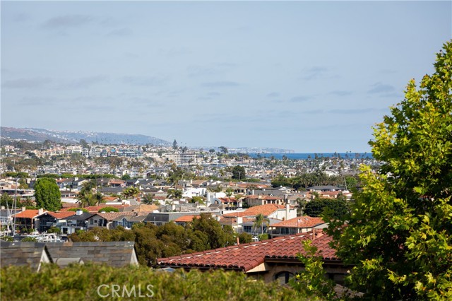 Detail Gallery Image 52 of 60 For 212 Kings Pl, Newport Beach,  CA 92663 - 4 Beds | 3/2 Baths